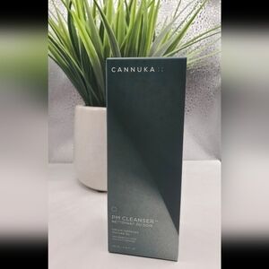 Cannuka Cannaluxe Manuka Honey PM Cleanser RT$48 Natural Cleanser